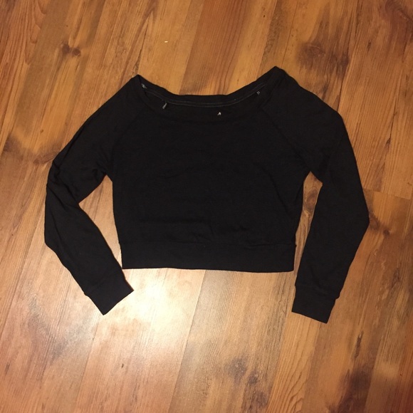 Off shoulder boat neck long sleeve black crop top - Picture 2 of 2